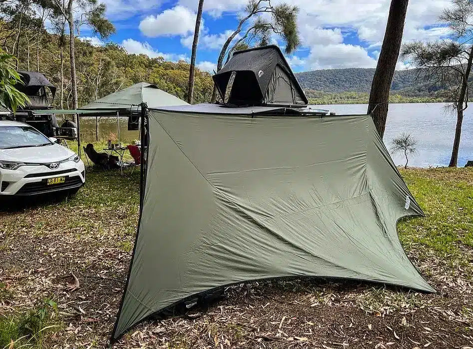 1c7b1e49 3812 428c A6f9 E195f9897930