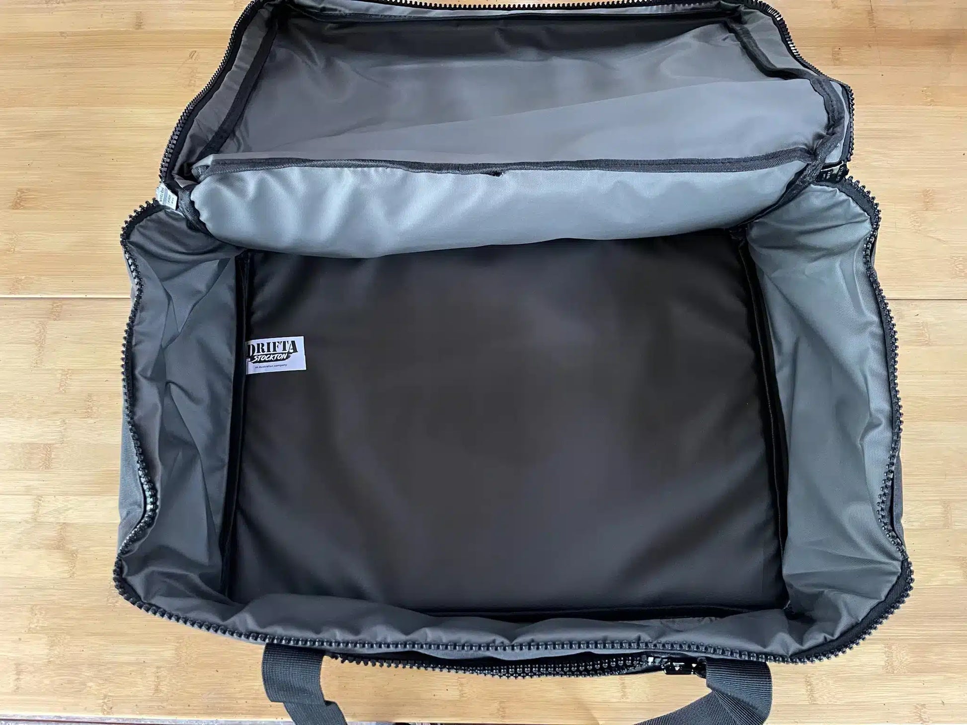 552fe0bf 2079 44df 83ef Addbe25d561c