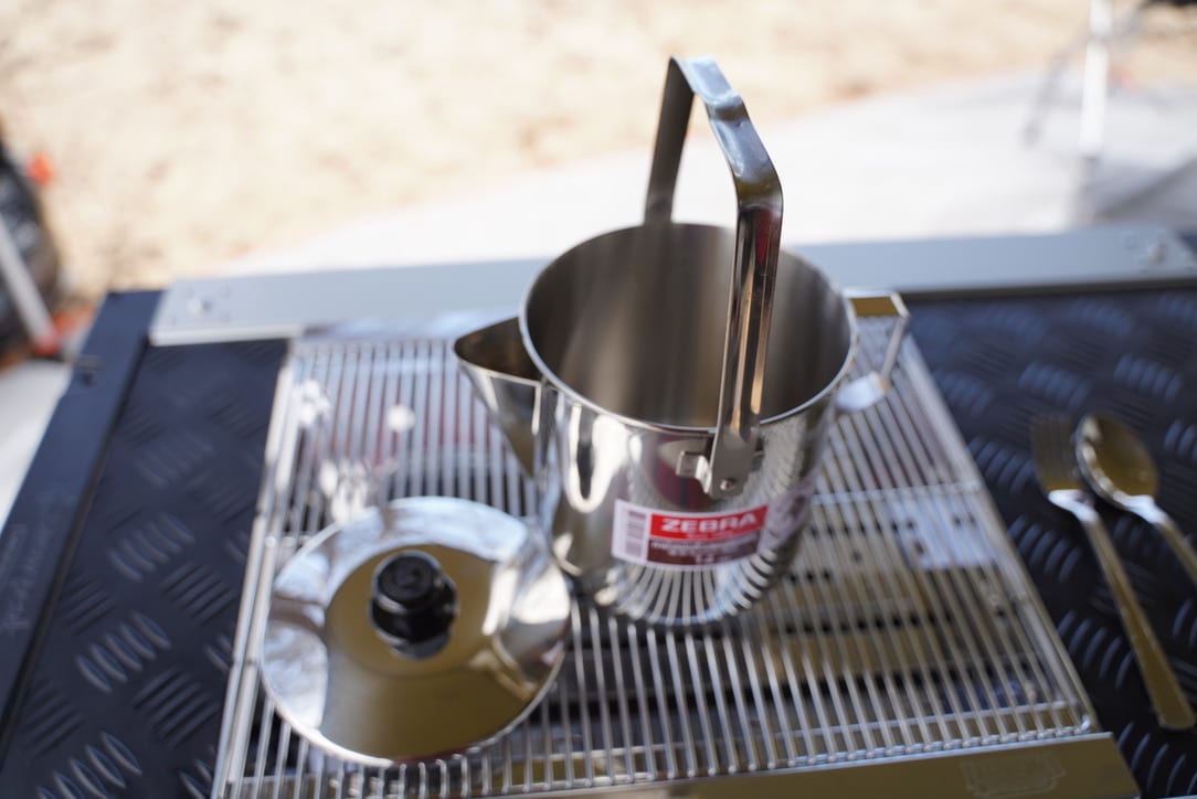 DRIFTA STOCKTON / ZEBRA KEMPINGOVÁ KONVICE 2 L