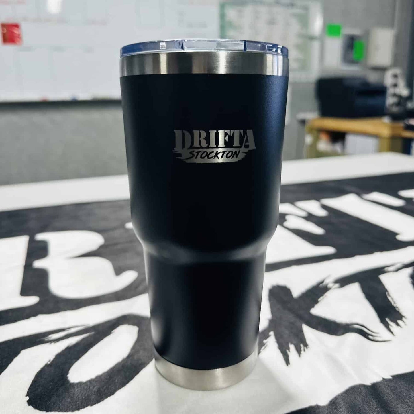 Ds Travel Mug 30oz 1