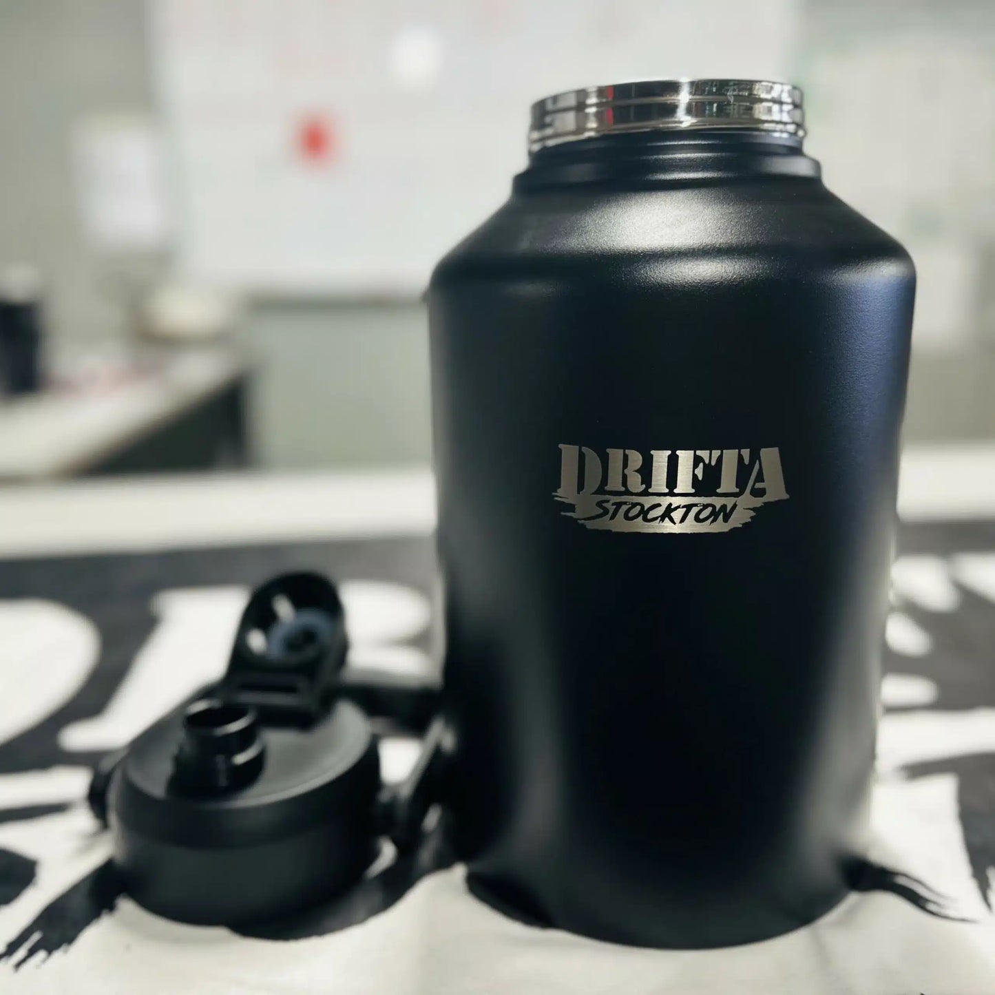 Ds Water Bottle 3.8l 2 Scaled