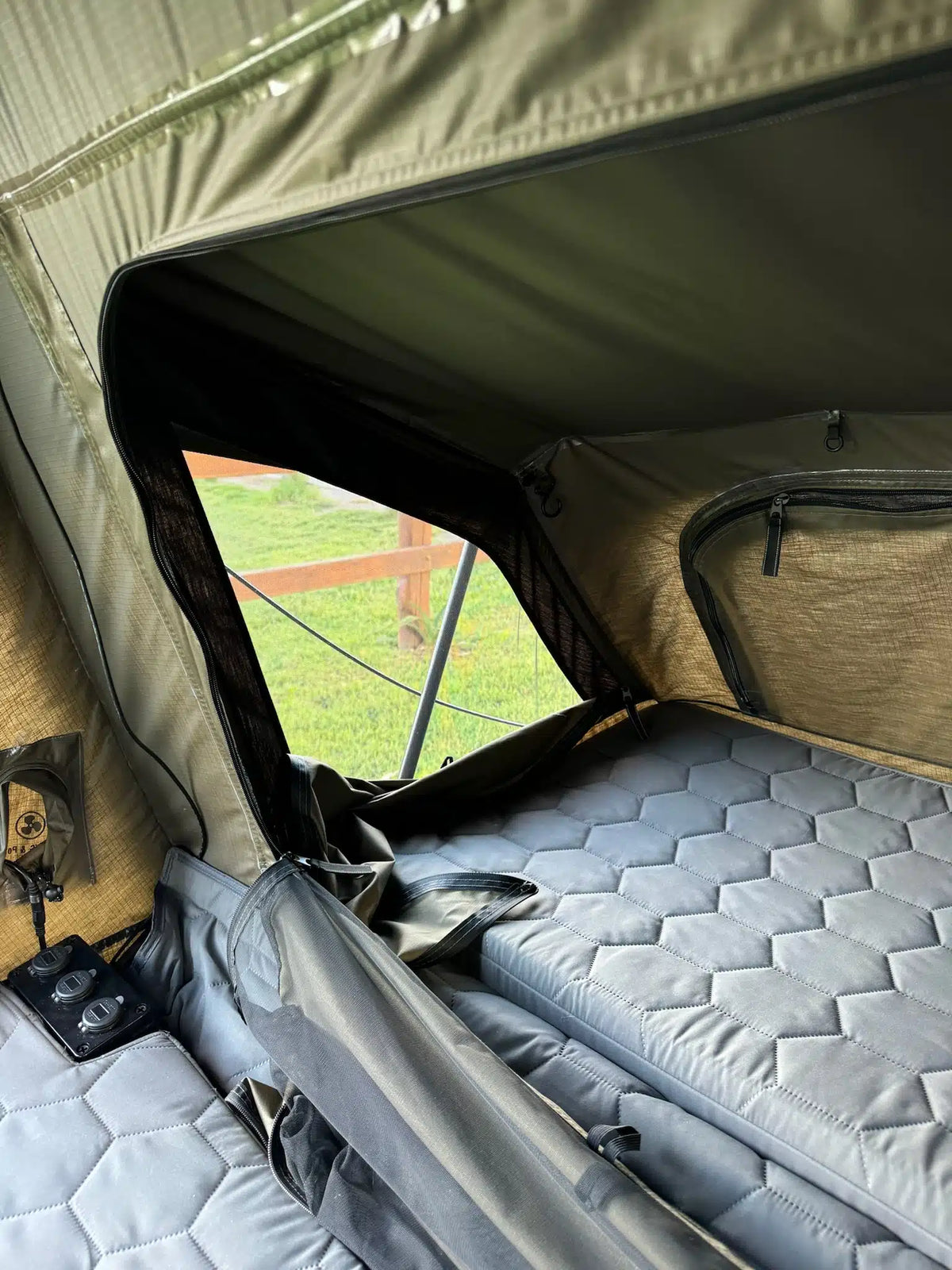 STŘEŠNÍ STAN WILD LAND DESERT CRUISER PLUS