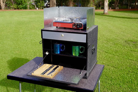 SMALL TRAVEL KITCHEN