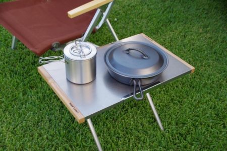 TÁBOROVÝ STŮL K OHNIŠTI