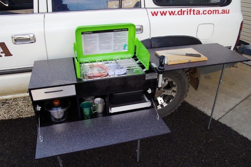 KEMPINGOVÁ KUCHYNĚ DRIFTA – BLACK STAINLESS