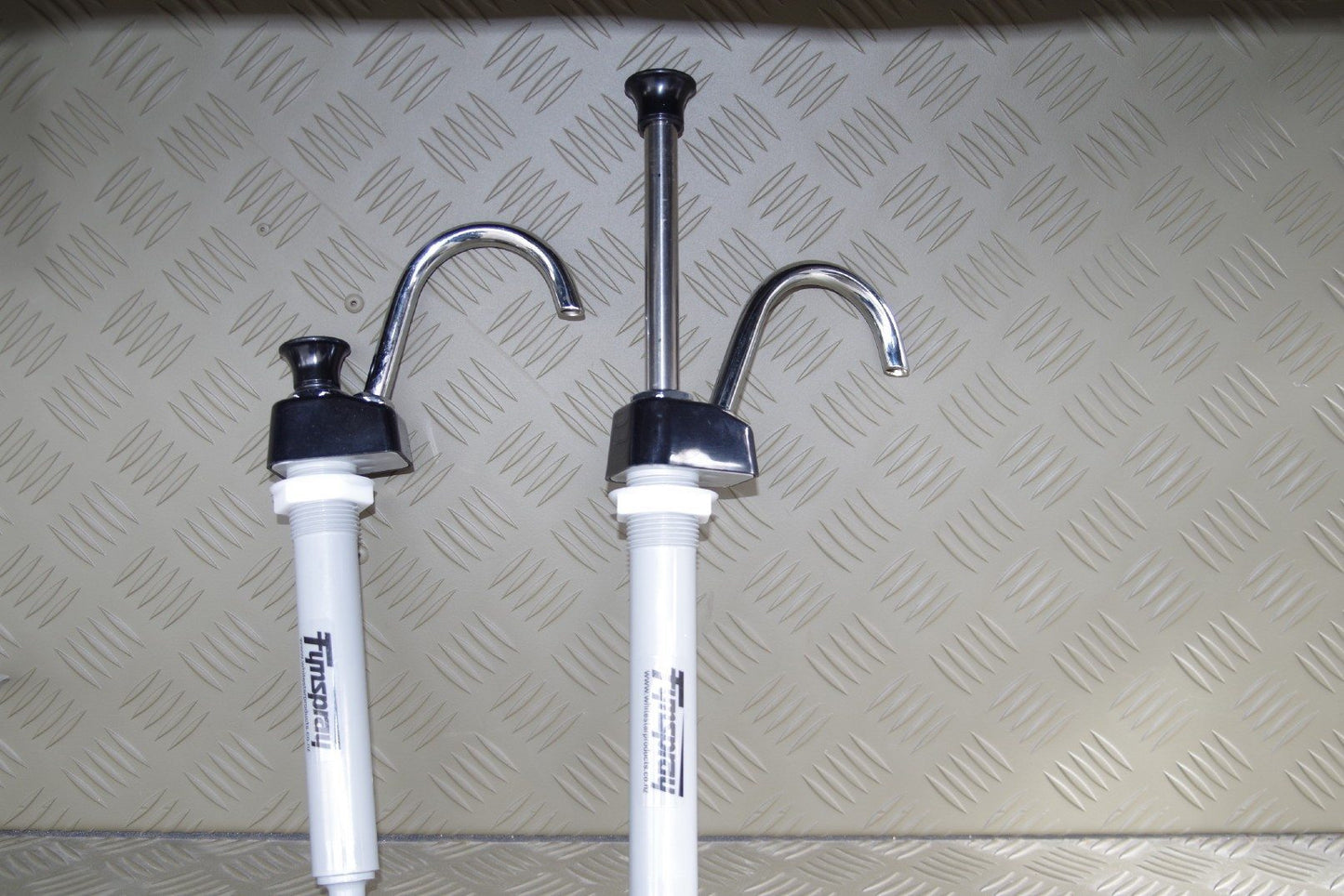 FYNSPRAY GALLEY PUMP