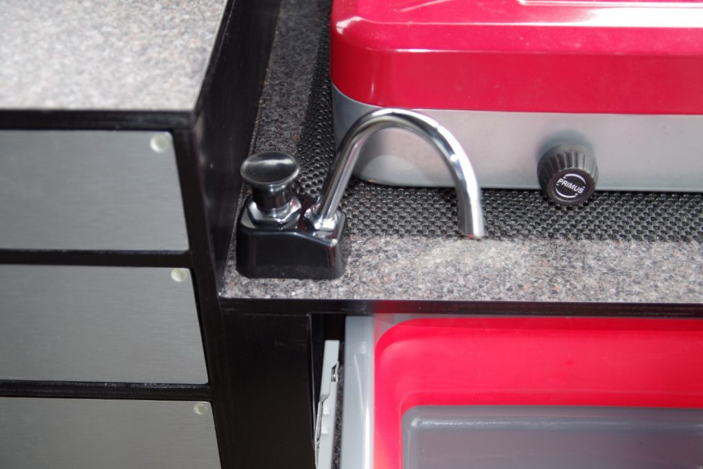 FYNSPRAY GALLEY PUMP