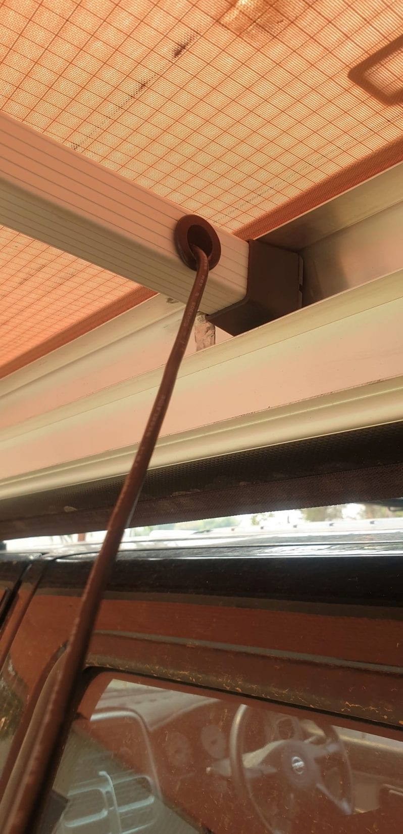 Kings Tjm Roll Out Awning Led Curved Spread Out Power Pole04