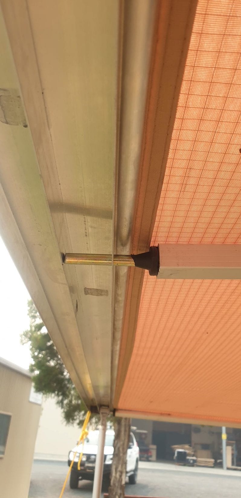 Kings Tjm Roll Out Awning Led Curved Spread Out Power Pole05