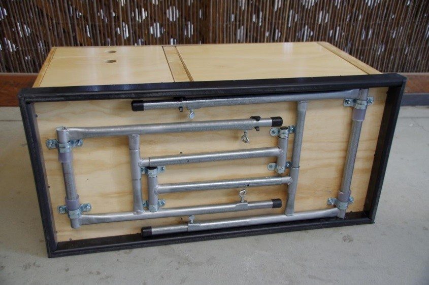 KUCHYNĚ S JEDNOPLOTÝNKOVÝM VAŘIČEM