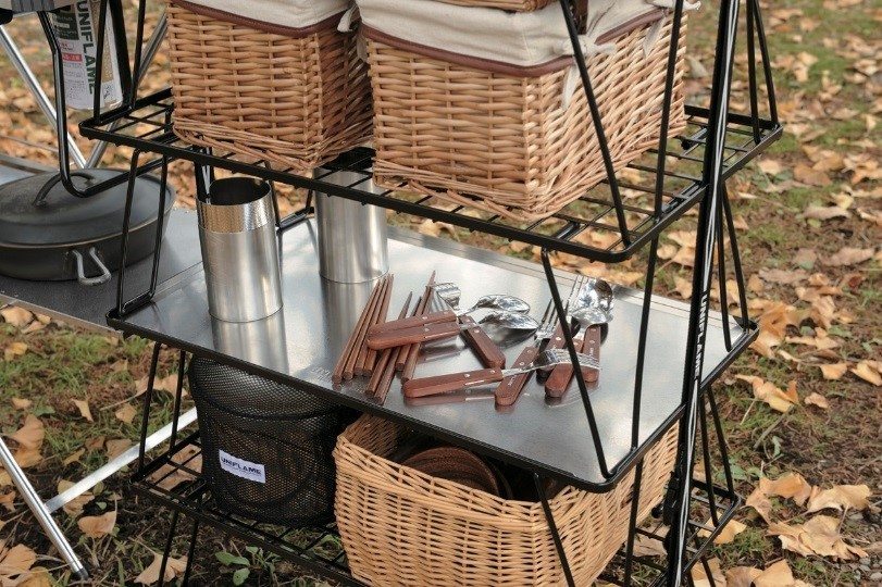 SKLÁDACÍ STOJAN A PŘÍSLUŠENSTVÍ