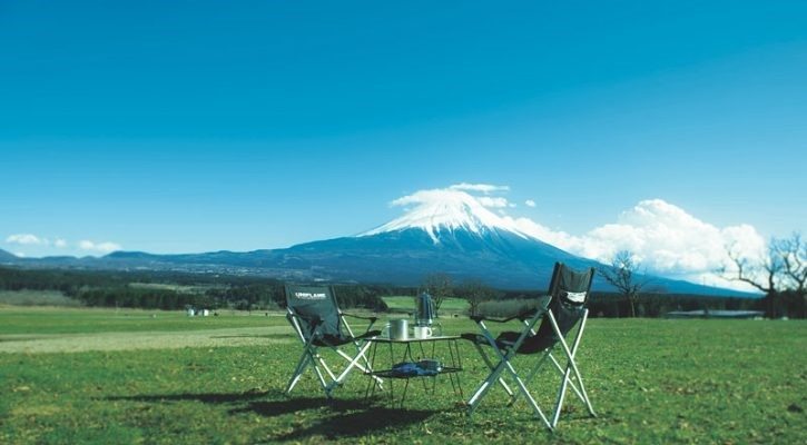 SKLÁDACÍ STOJAN A PŘÍSLUŠENSTVÍ